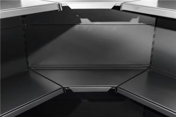 Raft metalic pentru colt